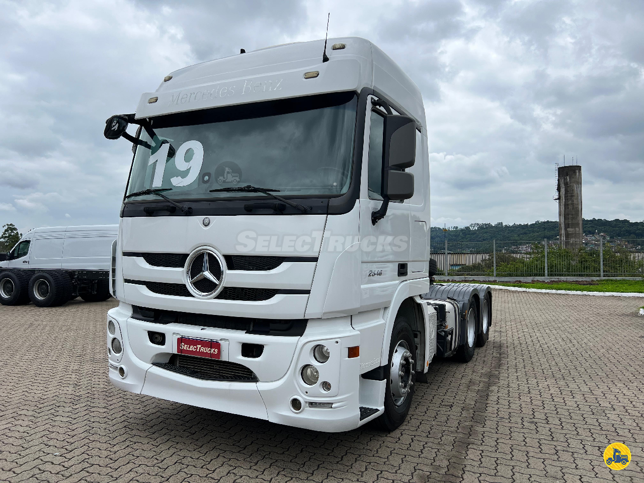 CAMINHAO MERCEDES-BENZ MB 2546 Cavalo Mecânico Cavalo 6x2 SelecTrucks - Novo Hamburgo RS NOVO HAMBURGO RIO GRANDE DO SUL RS